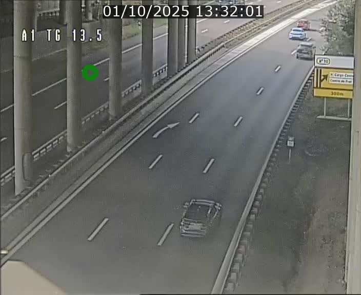 Traffic live webcam Luxembourg Senningen - A1 direction Luxembourg - BK 13.5
