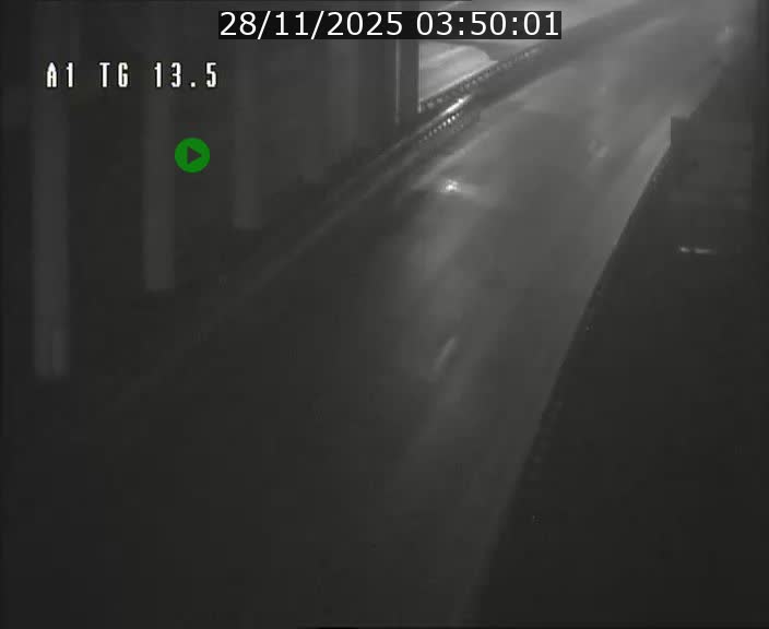 Traffic live webcam Luxembourg Senningen - A1 direction Luxembourg - BK 13.5