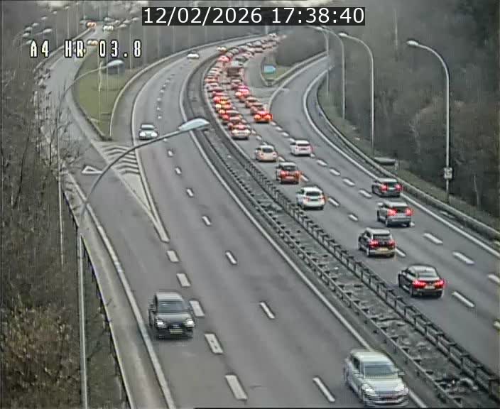 Webcam traffic A4 Luxembourg - BK 3.8 - Leudelange (direction Esch sur Alzette)