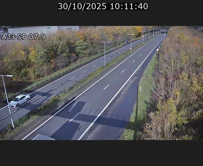 Traffic live webcam Luxembourg Jonction Lankelz - A13 direction Pétange - BK 7.9