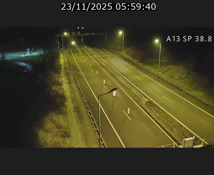 Webcam autoroute A13 à l'entrée ouest du tunnel Markusbierg à Schengen. Vue orientée vers le tunnel et l'Allemagne