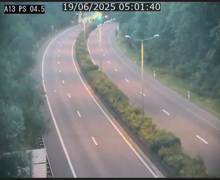 Traffic live webcam Luxembourg Differdange - A13 direction Esch-sur-Alzette - BK 4.5