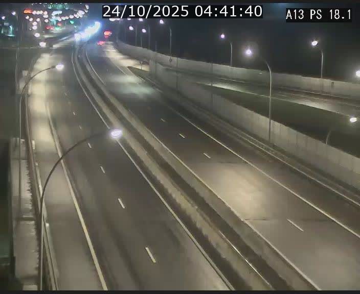 Traffic live webcam Luxembourg Dudelange - A13 direction Croix de Bettembourg - BK 18.1