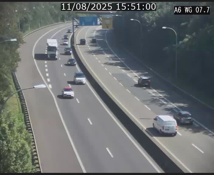 Traffic live webcam Luxembourg - Bridel - A6 - BK 7.7 - direction Belgique