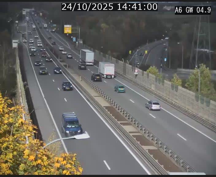 Traffic live webcam Luxembourg Croix de Cessange - A6 - BK 4.9 - direction Belgique
