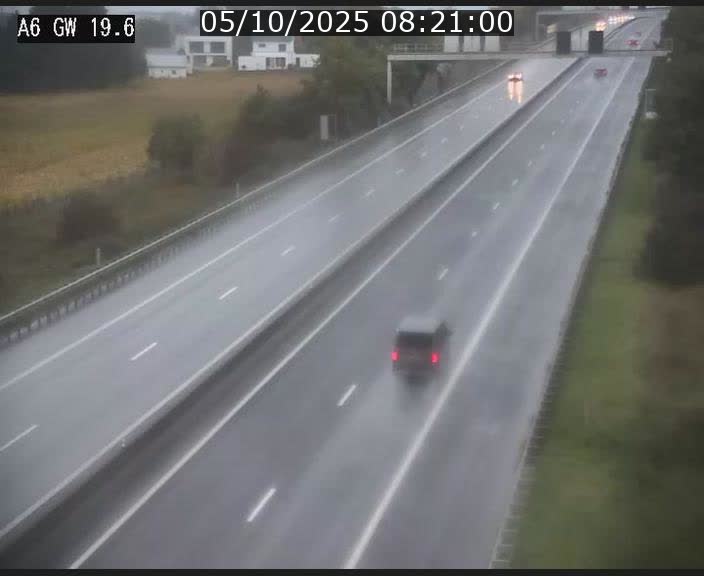 Traffic live webcam Luxembourg - Steinfort - A6 - BK 19.6 - direction Belgique