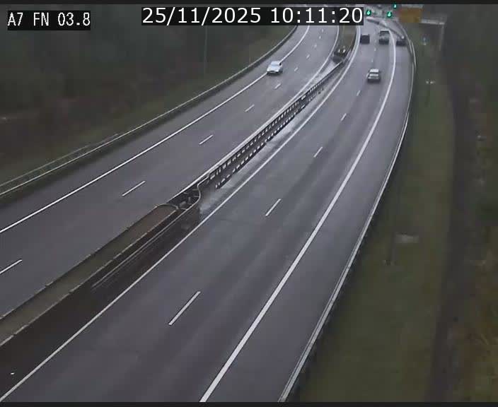 Caméra autoroute Luxembourg A7 - Passage à gibier Rëngelbour - direction Tunnel Stafelter