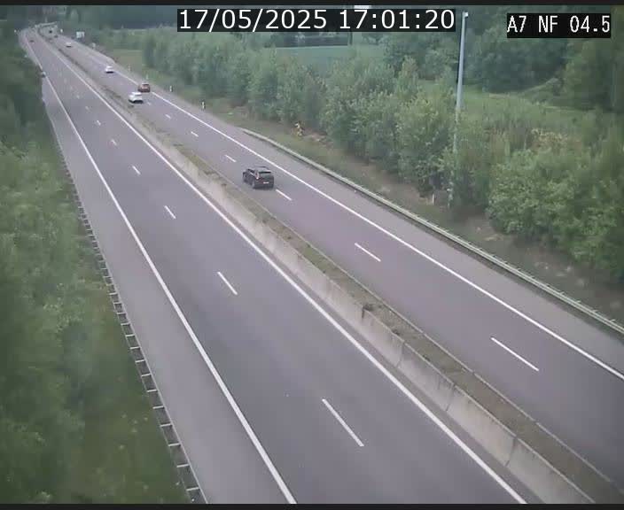 Caméra autoroute Luxembourg A7 - Passage à gibier Rëngelbour - direction Tunnel Grouft