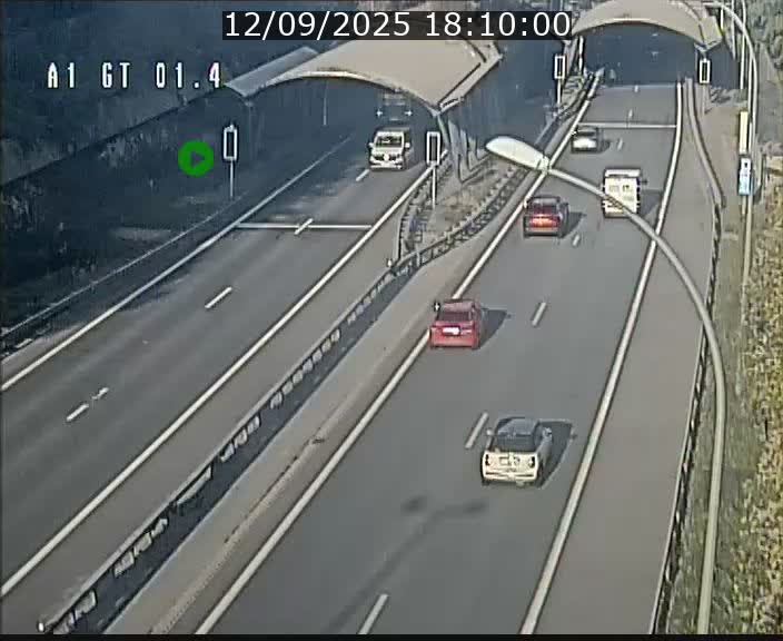 Traffic live webcam Luxembourg Hesperange - A1 direction Kirchberg - BK 1.4