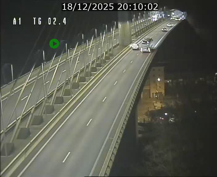 Traffic live webcam Luxembourg Sandweiler - A1 direction Luxembourg-ville - BK 2.4