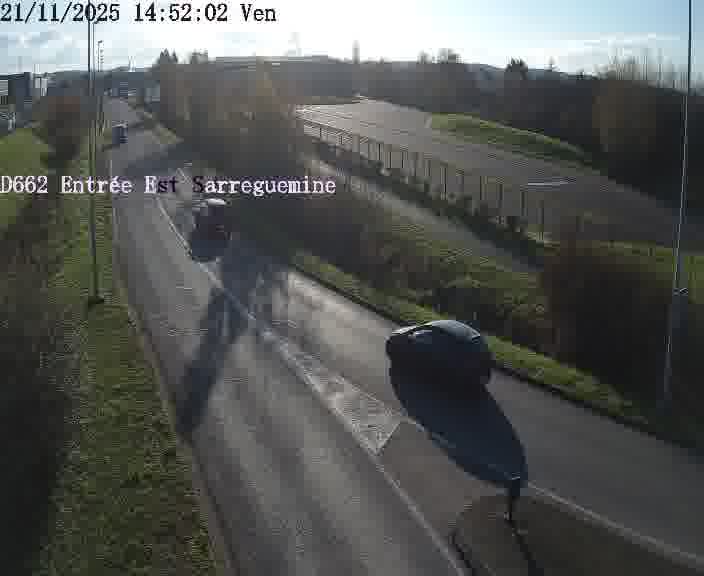 Point de vue trafic déployé sur D662 (France) à Sarreguemines, regardant vers Sarreguemines, aidant conducteurs et services à anticiper les flux.