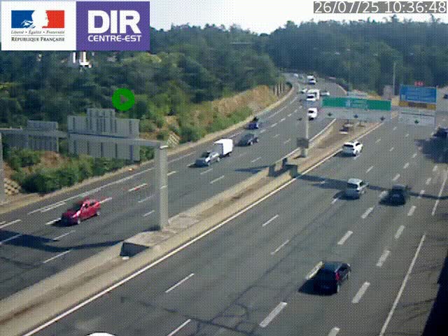 Caméra de circulation routière sur le boulevard périphérique Laurent Bonnevay de Lyon (D383) à hauteur de Bron, avant la jonction avec l'A43. Vue orientée vers l'échangeur