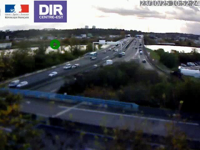 Clone of Caméra de circulation sur A7 à Lyon Perrache vers Marseille, le long du Rhône