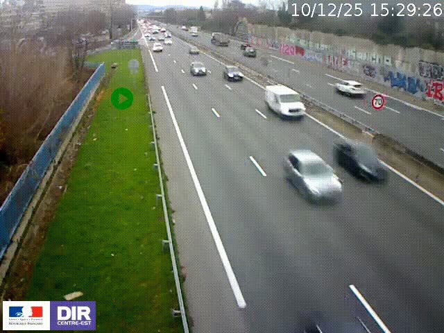 Webcam à Bron sur l'A43 à la jonction avec le boulevard périphérique de Lyon (D383). Vue orientée vers Lyon