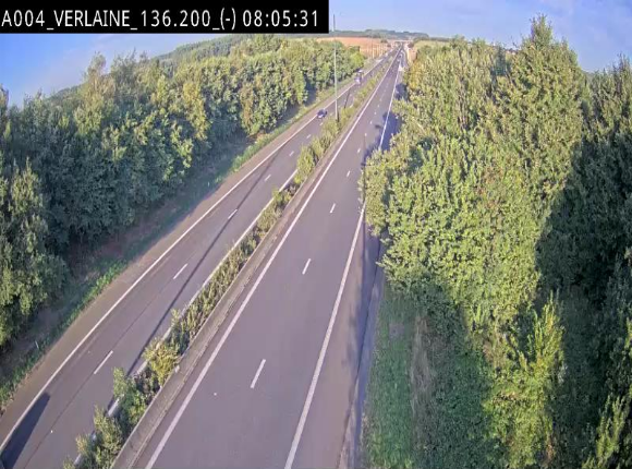 Webcam sur l'E411 à hauteur du pont surplombant la N40, à proximité de la sortie 26 Verlaine - Libramont-Chevigny. Vue orientée vers Namur