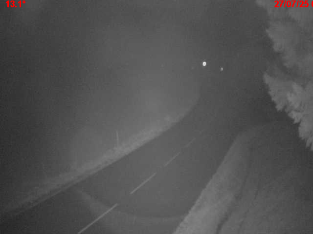 Webcam en haut du col du Ballon d'Alsace sur la D465 à 1075 mètres d'altitude dans les Vosges