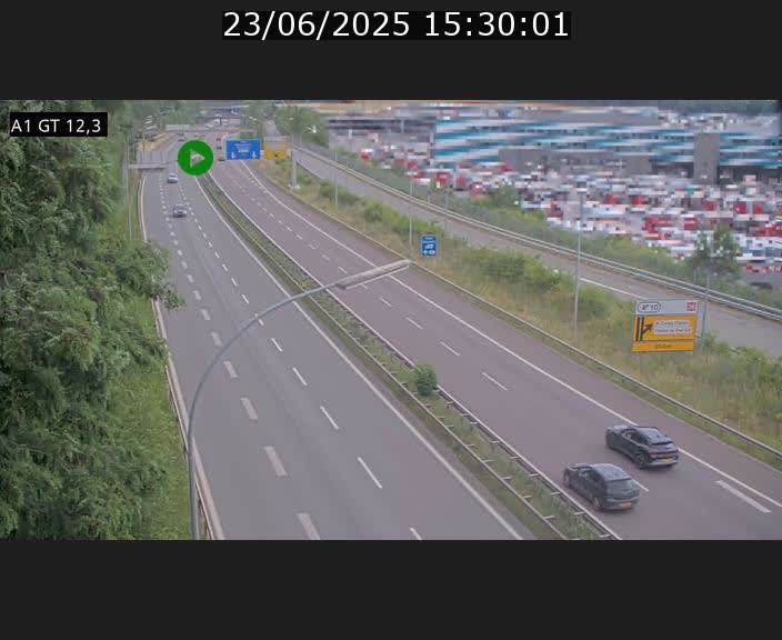 Traffic live webcam Luxembourg Senningerberg - A1 direction Allemagne - BK 12.3