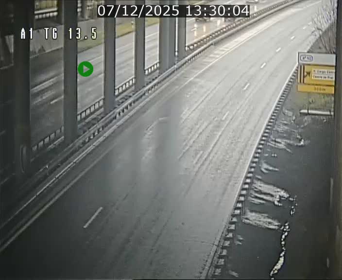 Traffic live webcam Luxembourg Senningen - A1 direction Luxembourg - BK 13.5