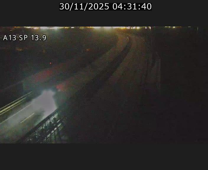 Traffic live webcam Luxembourg Kayl - A13 direction Esch-sur-Alzette/Luxembourg-ville - BK 13.9