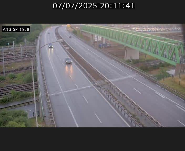 Traffic live webcam Luxembourg Croix de Bettembourg - A13 direction Esch-sur-Alzette - BK 19.8