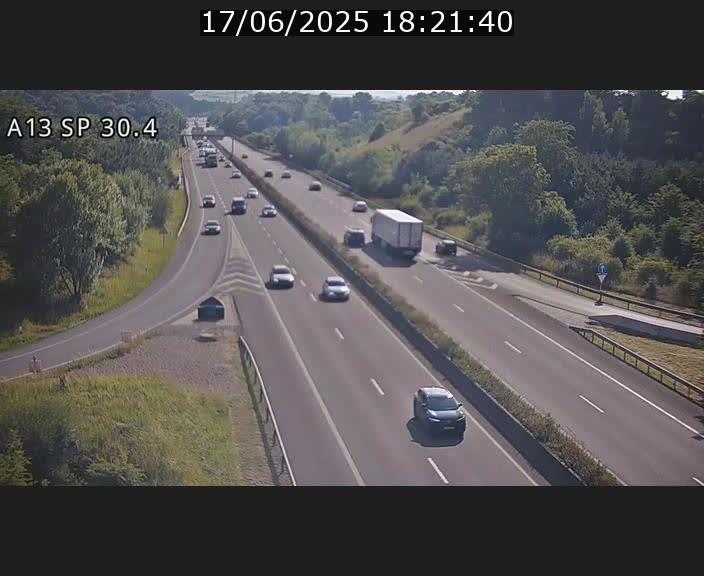 Traffic live webcam Luxembourg Altwies - A13 direction Luxembourg-ville - BK 30.4