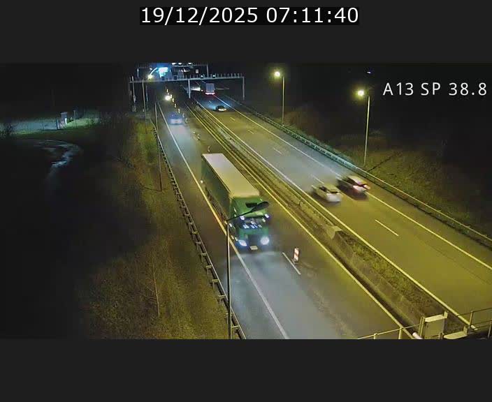 Webcam autoroute A13 à l'entrée ouest du tunnel Markusbierg à Schengen. Vue orientée vers le tunnel et l'Allemagne