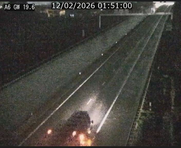 Traffic live webcam Luxembourg - Steinfort - A6 - BK 19.6 - direction Belgique