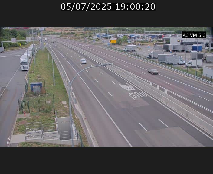 Traffic live webcam Luxembourg Aire de Berchem - A3 - BK 5 - direction France