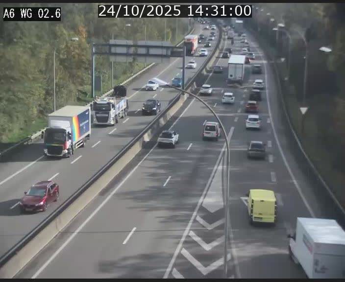 Traffic live webcam Luxembourg Croix de Cessange - A6 - BK 2.6 - direction France/Allemagne