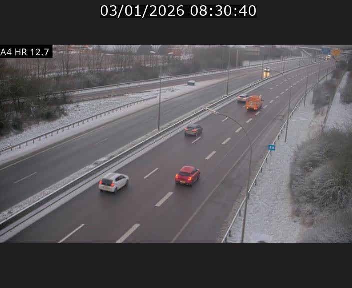 Traffic live webcam Luxembourg Esch sur Alzette - A4 - BK 12.7 - direction Esch-Belval