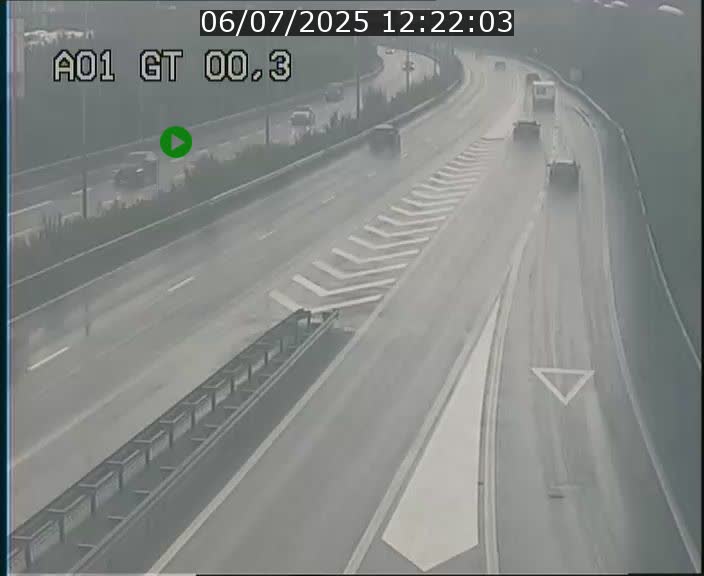 Traffic live webcam Luxembourg Croix de Gasperich - A1 direction Kirchberg - BK 0.3