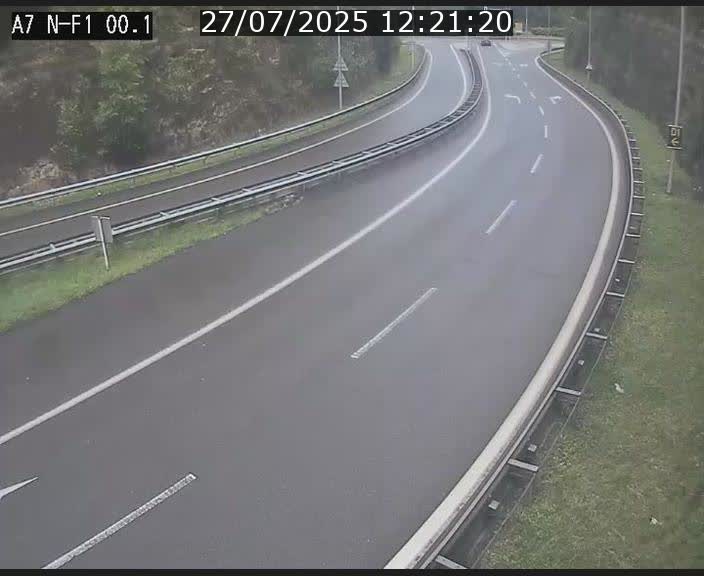 Webcam autoroute Luxembourg A7 située dans la sortie 1 Waldhof, vers la N11, avant le Tunnel Stafelter