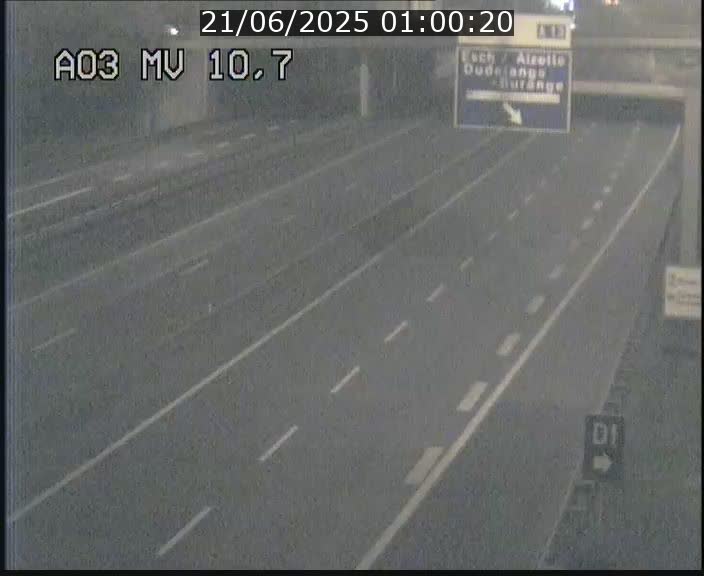 Traffic live webcam Luxembourg Croix de Bettembourg - A3 - BK 10.7 - direction France