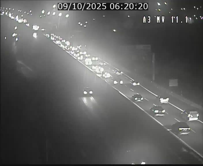 Traffic live webcam Luxembourg Croix de Bettembourg A3 - BK 11.1 - direction Luxembourg-ville