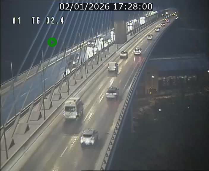 Traffic live webcam Luxembourg Sandweiler - A1 direction Luxembourg-ville - BK 2.4