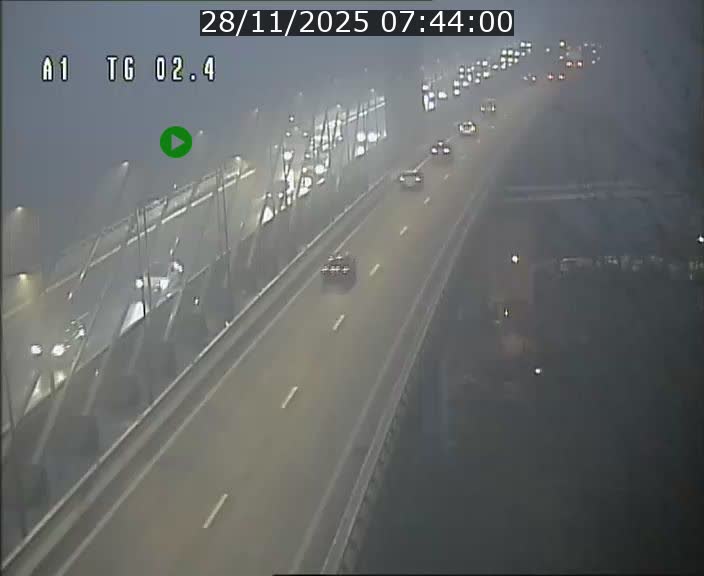 Traffic live webcam Luxembourg Sandweiler - A1 direction Luxembourg-ville - BK 2.4
