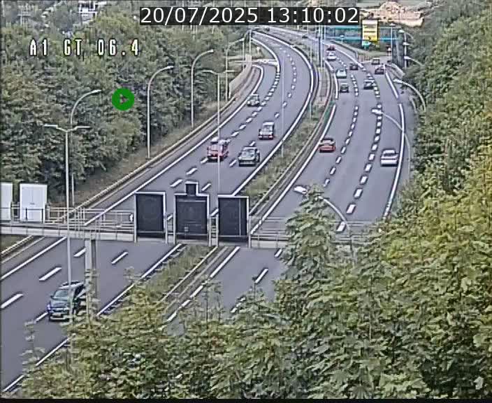 Traffic live webcam Luxembourg Hamm - A1 direction Sandweiler - BK 6.4