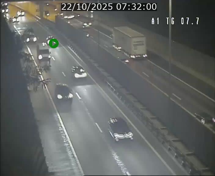 Traffic live webcam Luxembourg Kirchberg - A1 direction Luxembourg-ville - BK 7.7