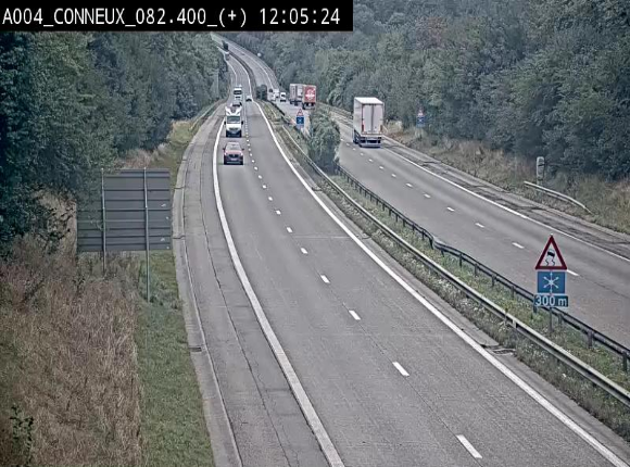 Webcam à hauteur de Conneux sur l'E411 en direction du sud de la Belgique