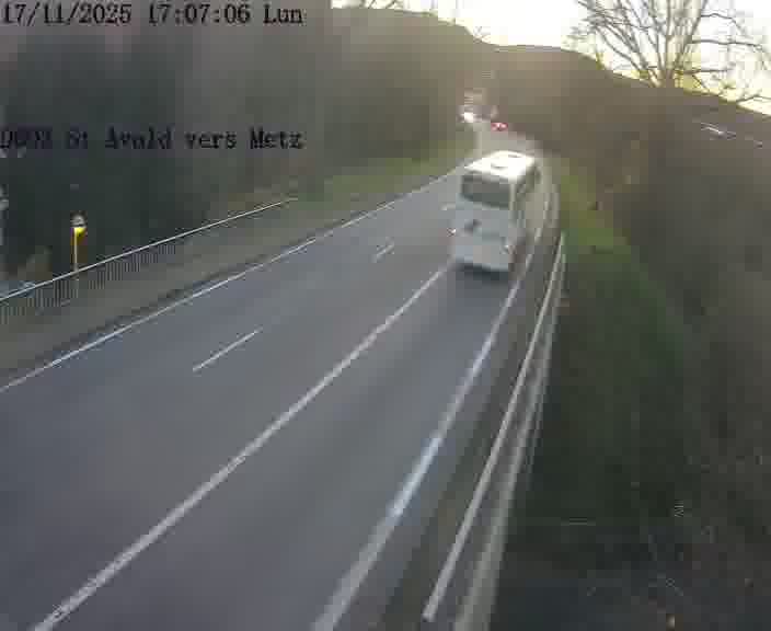 Clone of Webcam sur la D603 située à proximité de Saint-Avold. Vue orientée vers Metz