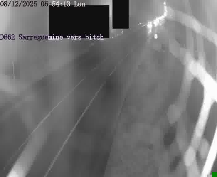 Dispositif d’observation sur D662 (France) à Sarreguemines, en direction de Bitche, offrant une visualisation fiable des conditions de circulation.