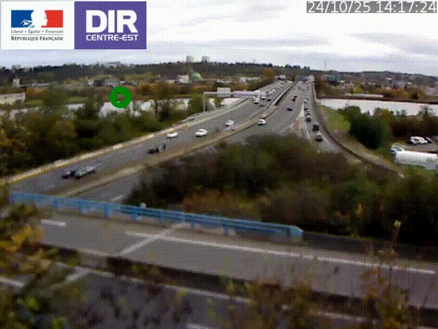 Clone of Caméra de circulation sur A7 à Lyon Perrache vers Marseille, le long du Rhône