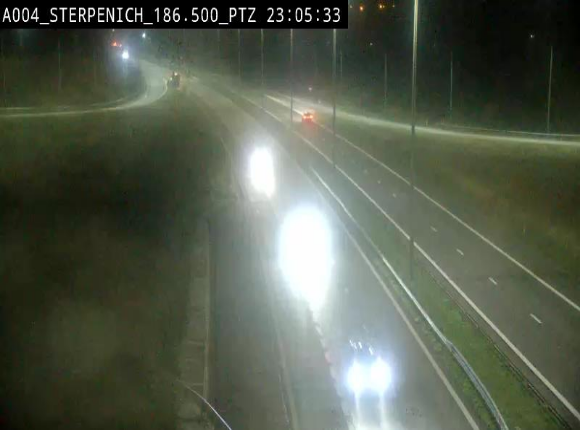 Webcam E411 à Sterpenich en Belgique près de la frontière du Luxembourg. Vue orientée vers Bruxelles