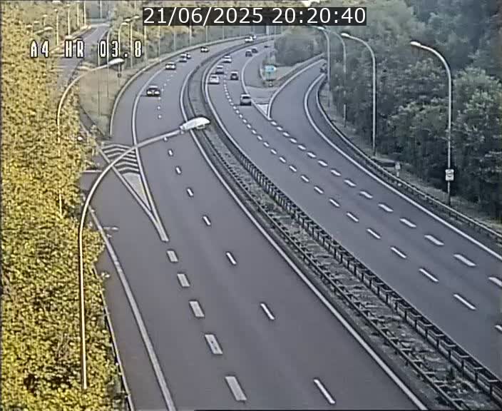 Webcam traffic A4 Luxembourg - BK 3.8 - Leudelange (direction Esch sur Alzette)