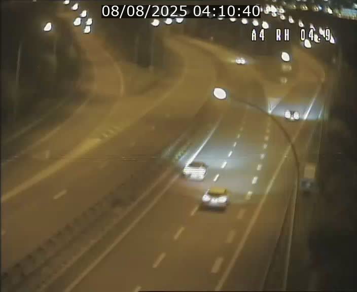 Traffic live webcam Luxembourg Leudelange - A4 - BK 4.9 - direction Luxembourg