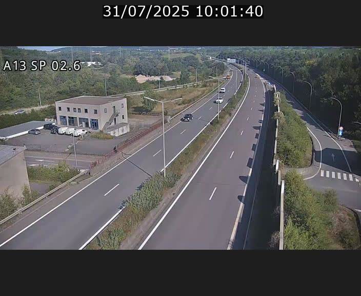 Traffic live webcam Luxembourg Sanem - A13 direction Pétange - BK 2.6