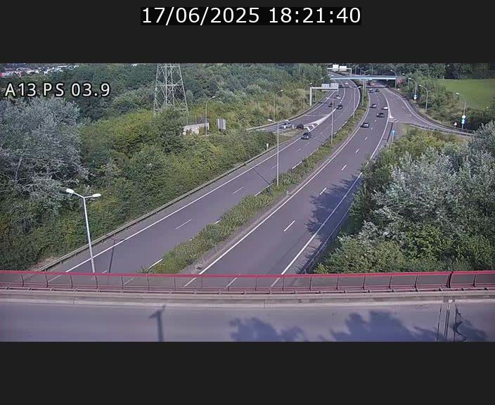 Traffic live webcam Luxembourg Differdange - A13 direction Esch-sur-Alzette - BK 3.9