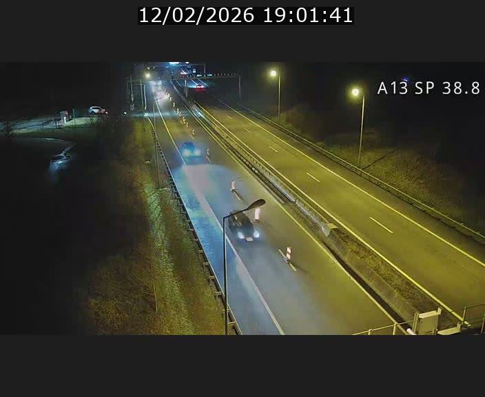 Webcam autoroute A13 à l'entrée ouest du tunnel Markusbierg à Schengen. Vue orientée vers le tunnel et l'Allemagne