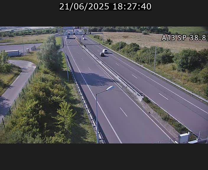 Webcam autoroute A13 à l'entrée ouest du tunnel Markusbierg à Schengen. Vue orientée vers le tunnel et l'Allemagne