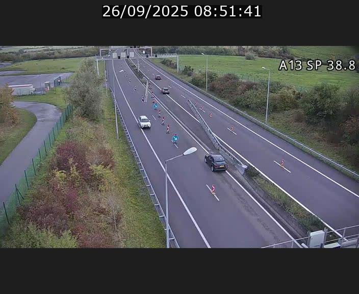 Webcam autoroute A13 à l'entrée ouest du tunnel Markusbierg à Schengen. Vue orientée vers le tunnel et l'Allemagne